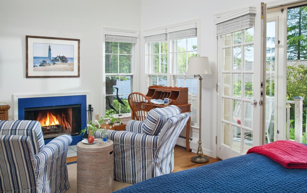 Inn At Sunrise Point Lincolnville Room photo